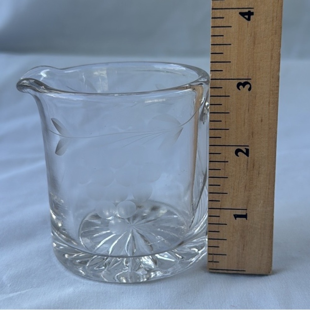 Vintage Clear Glass Creamer with Etched Design of Grapes Fruit - Picture 7 of 7